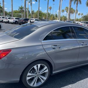 MERCEDES-BENZ CLA - 9