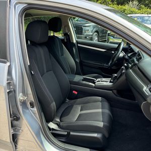 2019 Honda CIVIC EX — миниатюра 32