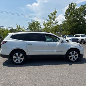 2014 Chevrolet TRAVERSE LTZ photo 10