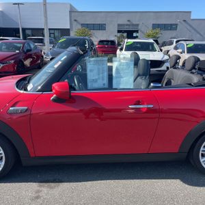 2024 MINI CONVERTIBLE COOPER S — фото 4