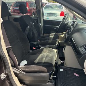 2016 Dodge GRAND CARAVAN SE 照片 30