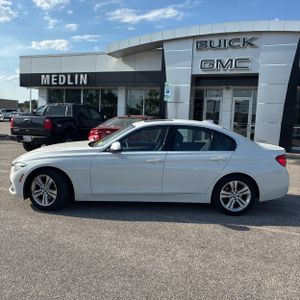 BMW 3 SERIES 330I - 3