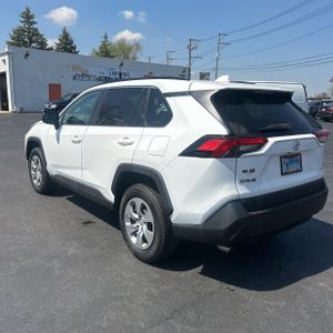 TOYOTA RAV4 - 5