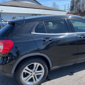 MERCEDES-BENZ GLA - 8