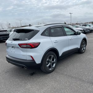 FORD ESCAPE ST-LINE - 8