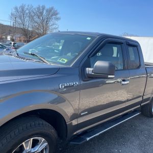 FORD F-150 XLT - 2
