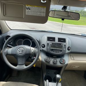 صورة مصغرة 35 لـ 2010 Toyota RAV4 BASE