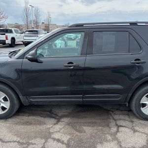 FORD EXPLORER BASE - 4