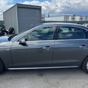 AUDI A4 PREMIUM PLUS S LINE - 4