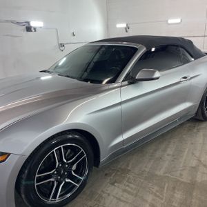 FORD MUSTANG ECOBOOST PREMIUM - 2