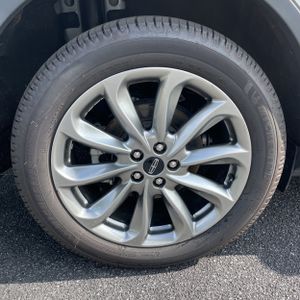 2022 Lincoln CORSAIR STANDARD — миниатюра 19