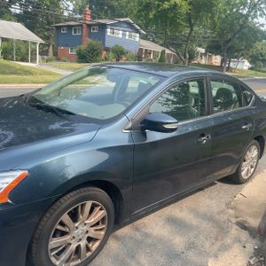 2014 Nissan SENTRA SL 照片 2