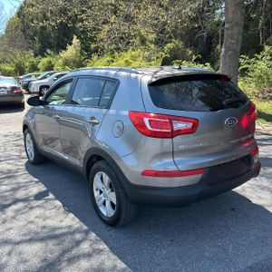 KIA SPORTAGE LX - 5