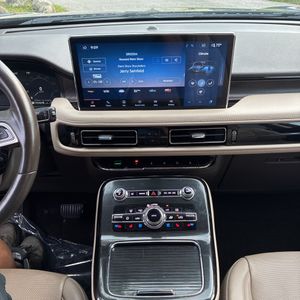 2022 Lincoln NAUTILUS RESERVE — миниатюра 42