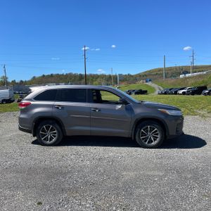 TOYOTA HIGHLANDER - 10