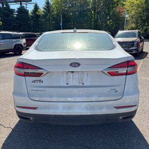 FORD FUSION SE - 7