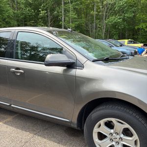 FORD EDGE SEL - 8