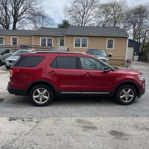 FORD EXPLORER XLT - 10