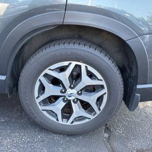 صورة مصغرة 18 لـ 2020 Subaru FORESTER PREMIUM