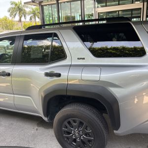 صورة 6 لـ 2025 Toyota 4RUNNER SR5