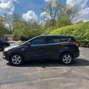FORD ESCAPE SE - 3