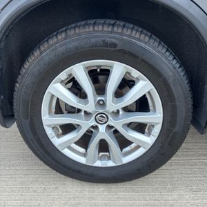 صورة مصغرة 19 لـ 2019 Nissan ROGUE SV