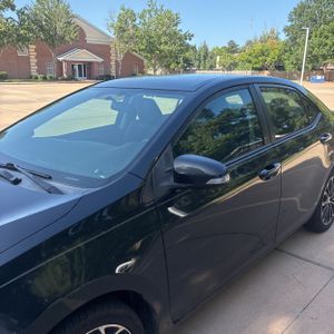 2015 Toyota COROLLA S PLUS — фото 2