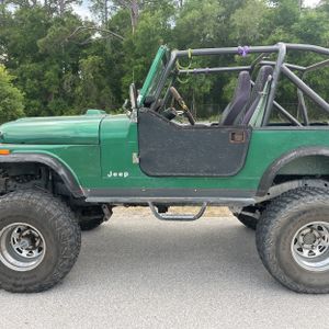 JEEP CJ 4WD - 4