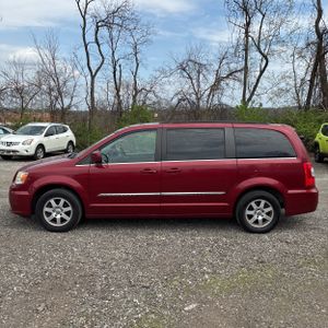 CHRYSLER TOWN & COUNTRY TOURING - 3