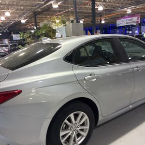 2025 Toyota CAMRY LE 照片 9