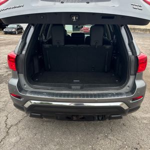 2017 Nissan PATHFINDER SL 照片 44