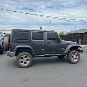صورة 10 لـ 2018 JEEP WRANGLER JK UNLIMITED SAHARA