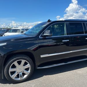 2019 Cadillac ESCALADE ESV LUXURY — фото 2