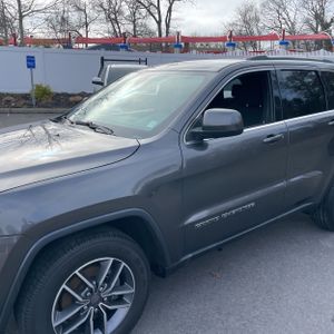JEEP GRAND CHEROKEE LAREDO E - 2