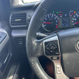 2018 Toyota 4RUNNER SR5 PREMIUM 缩略图 63