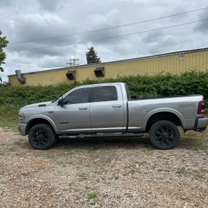 2019 RAM 2500 LARAMIE 照片 3