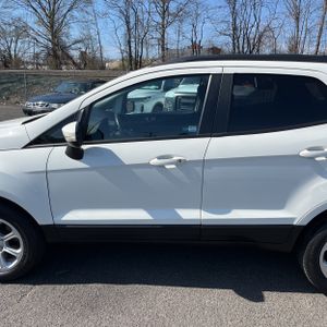 FORD ECOSPORT SE - 4