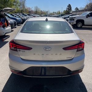 HYUNDAI ELANTRA LIMITED - 7