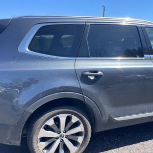 KIA TELLURIDE EX - 9