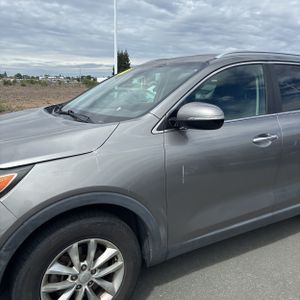 KIA SORENTO LX V6 - 2