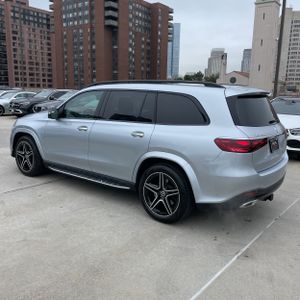 MERCEDES-BENZ GLS - 5