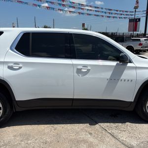 صورة مصغرة 11 لـ 2022 Chevrolet TRAVERSE LS