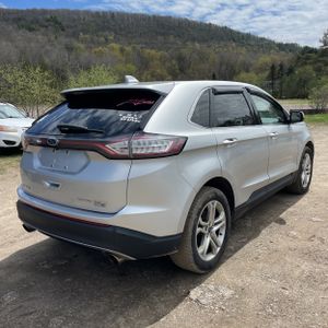 FORD EDGE TITANIUM - 8
