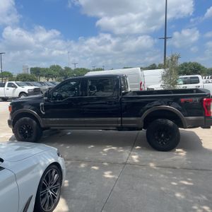 FORD F-250 SUPER DUTY KING RANCH - 3