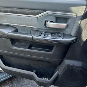 2022 RAM 3500 BIG HORN 照片 64