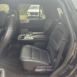 صورة 34 لـ 2021 Lincoln NAVIGATOR RESERVE