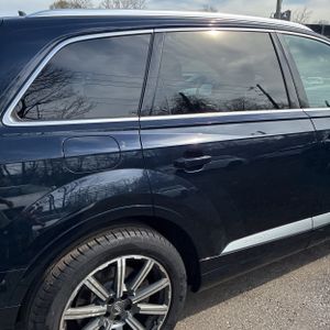 AUDI Q7 3.0T PREMIUM - 9