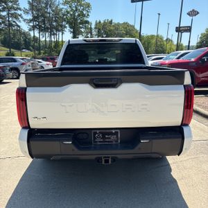 TOYOTA TUNDRA - 7