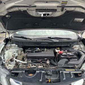 2017 Nissan ROGUE SV — миниатюра 40