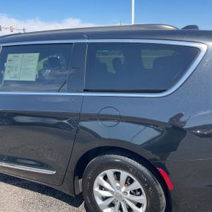 CHRYSLER PACIFICA TOURING-L - 6